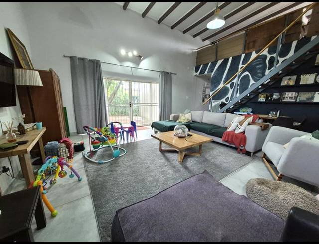 3 BEDROOM HOUSE FOR SALE IN VILLIERIA